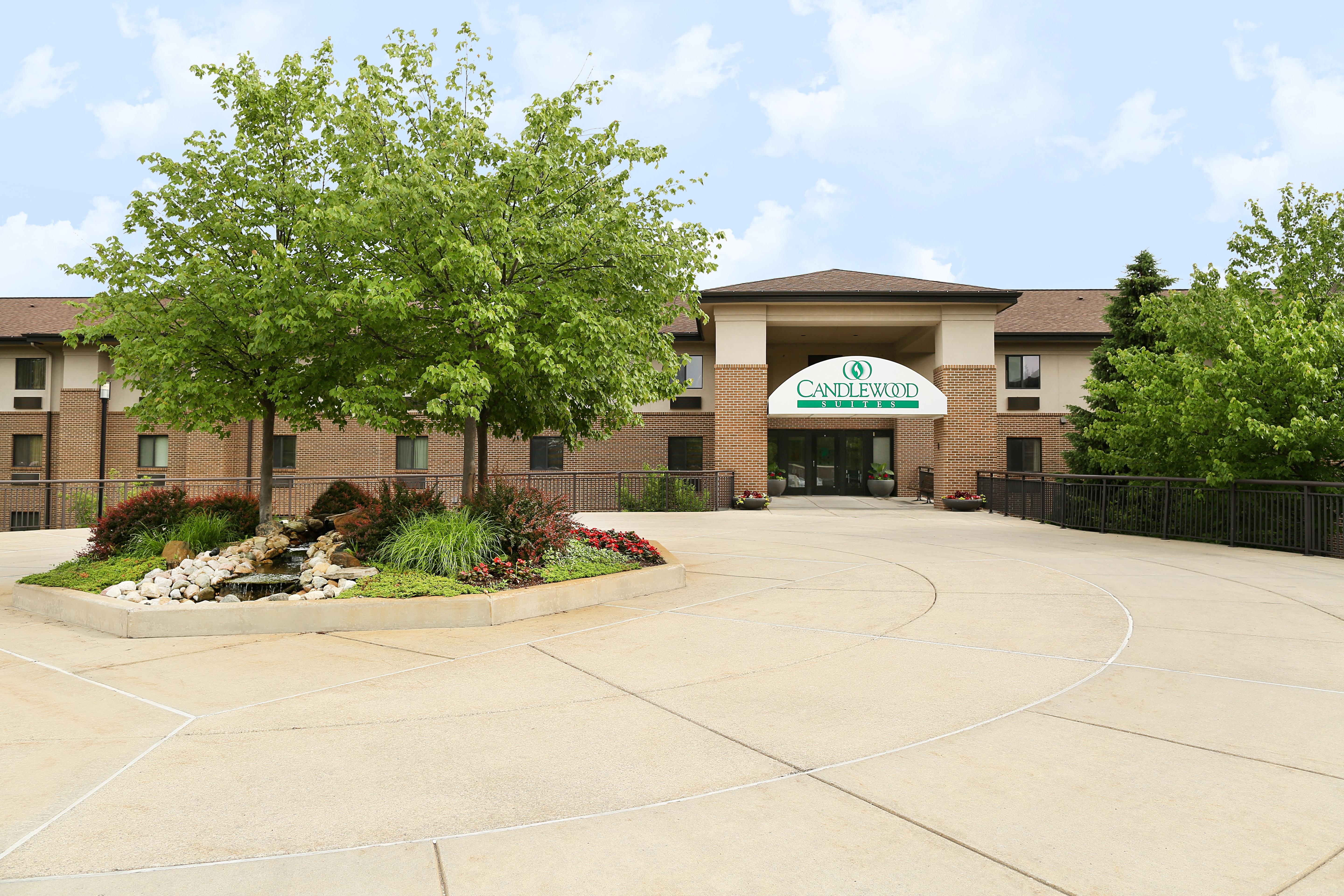 Candlewood Suites East Lansing By Ihg מראה חיצוני תמונה