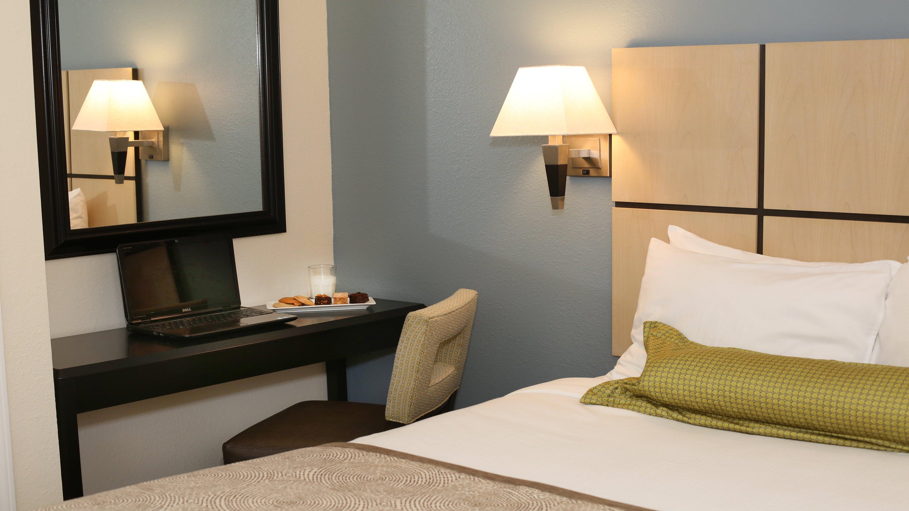 Candlewood Suites East Lansing By Ihg מראה חיצוני תמונה